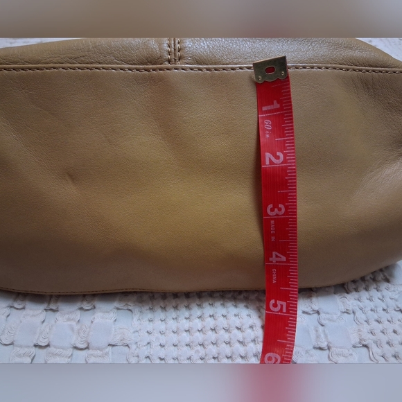 Tignanello Tan Leather Shoulder Bag With Crossbody Strap - Picture 8 of 13